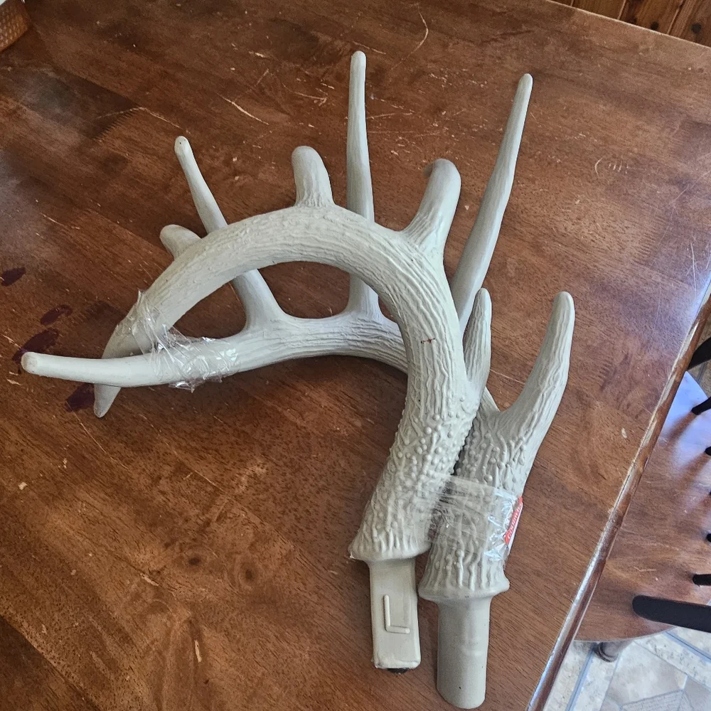 Rustic Ceramic Antler Wall Decor - Cream Plastic Replacements